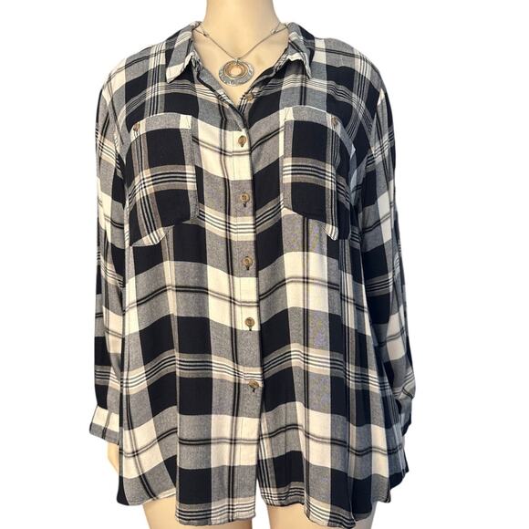 AVA & VIV  Oversized Long Sleeve Shirt Size 4X in Black and White Plaid NWT - Picture 1 of 10